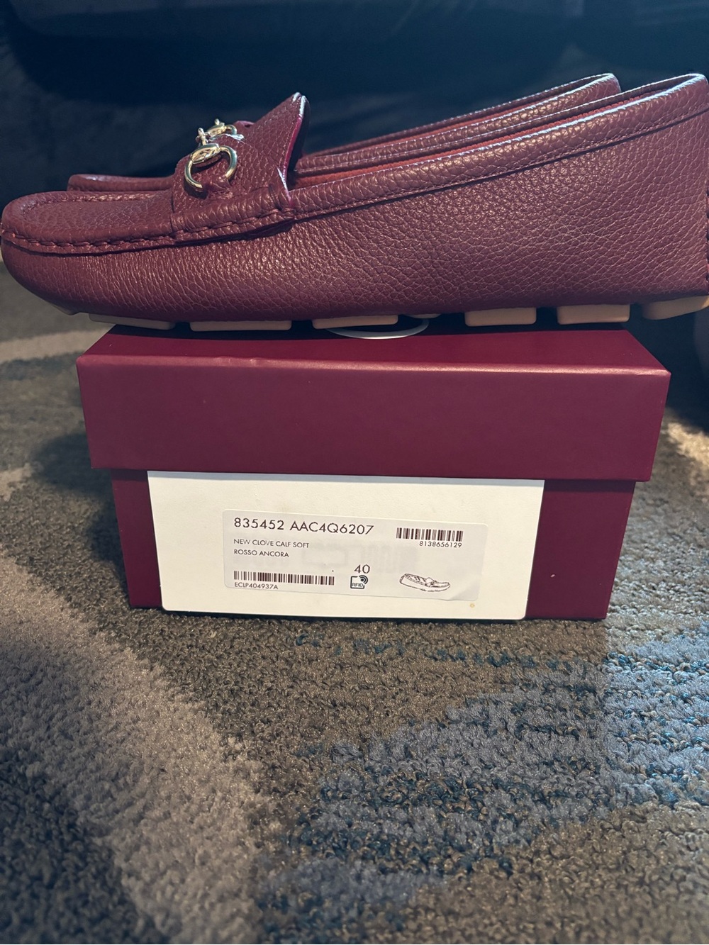 Gucci Horsebit Driver Loafers – Rosso Ancora Pebbled Leather – Size 40 (US 10) –